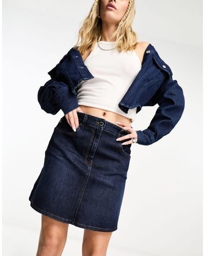 Love Moschino Mini Denim Skirt With Heart Pocket Detail - Blue