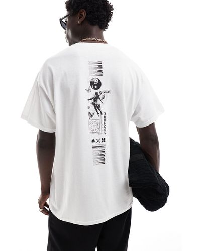 ASOS Camiseta blanca extragrande con estampado cósmico en el centro - Blanco