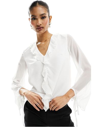 In The Style Frill Detail Blouse With Tie Sleeves - White