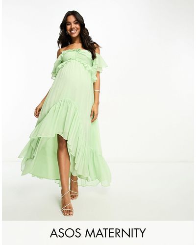 ASOS Vestido largo con aberturas, volantes, escote bardot y bajo asimétrico - Verde