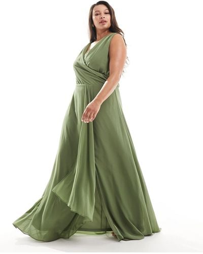 Tfnc Plus Bridesmaid Chiffon Maxi Dress With Split Front - Green