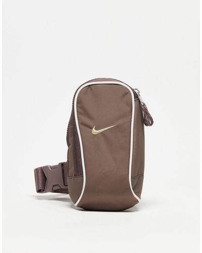 Nike Sportswear essentials - borsa a tracolla unisex (capacità 1 l) - Marrone