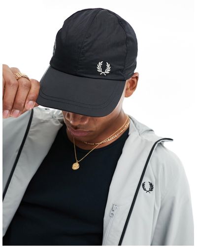 Fred Perry Nylon Adjustable toggle Cap - Black
