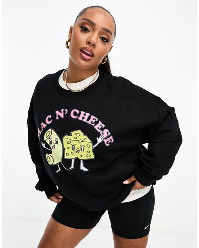 New Love Club Mac N' Cheese Graphic Sweatshirt - Black