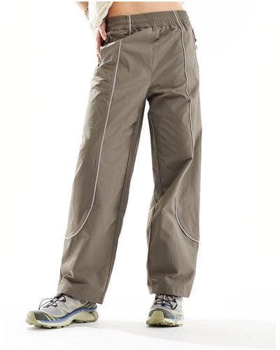 The North Face Tek Piping Wind Pants - Brown