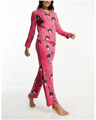 Chelsea Peers Exclusivité - pyjama en jersey avec top boutonné et pantalon à imprimé lémuriens - vif - Rouge