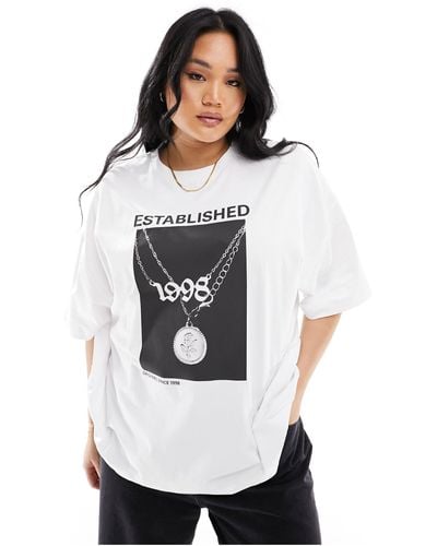 ASOS Asos Design Curve Boyfriend T-shirt With Established Chain Graphic - White