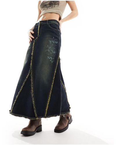 Minga London Fit Flare Maxi Denim Skirt With Y2k Graphic - Black