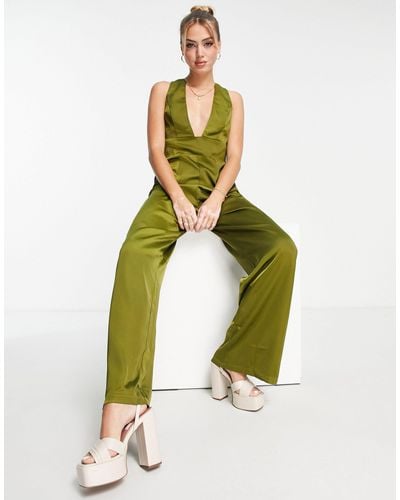 In The Style X Yasmin Devonport Exclusive Plunge Front Wide Leg Jumpsuit - Green