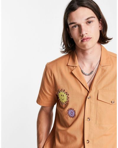 Reclaimed (vintage) Inspired Revere Shirt With Badges - Brown