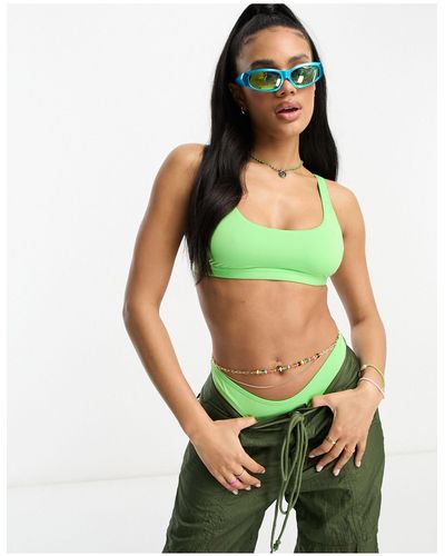 Speedo Top bikini con scollo rotondo e spalline multiple - Verde