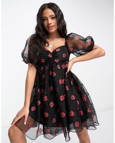 LACE & BEADS Exclusivité - robe babydoll courte avec petites roses à paillettes - Noir