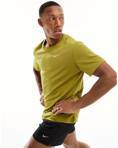 Nike Miler - t-shirt kaki - Verde