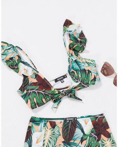 Missguided – vorne gebundenes bikinioberteil mit floralem print und rüschen - Mehrfarbig