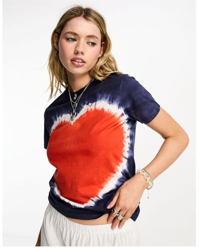 Daisy Street Relaxed T-shirt With Tie Dye Heart - Red