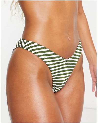 NA-KD Slip bikini strutturati a righe bianche e verdi - Rosa