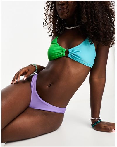 Pieces Exclusive - Hoogopgesneden Bikinibroekje Met Kleurvlakken - Meerkleurig