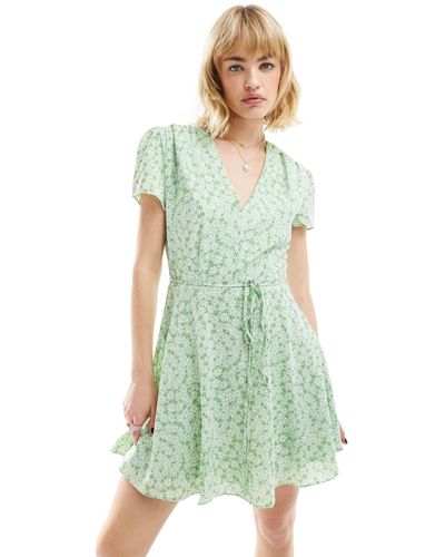 Glamorous V Neck Tie Waist Short Sleeve Mini Tea Dress - Green