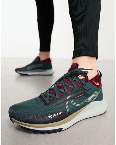 Nike React pegasus trail 4 gore-tex - sneakers kaki e rosso granata - Nero