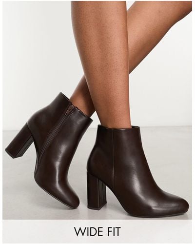 Yours Wide Fit Heeled Pointed Ankle Boots - Brown