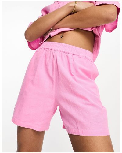 Pieces – shorts im läufer-design aus leinen, kombiteil - Pink