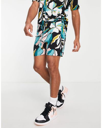 New Look Co-ord Shorts With Floral Print - Blue