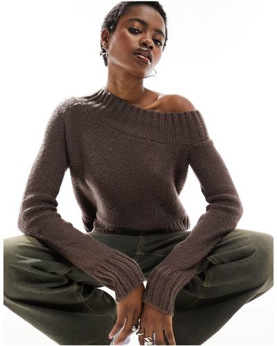 Collusion Knit Off The Shoulder Jumper - Brown