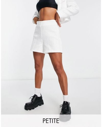 New Look Boucle Tailored Shorts - White
