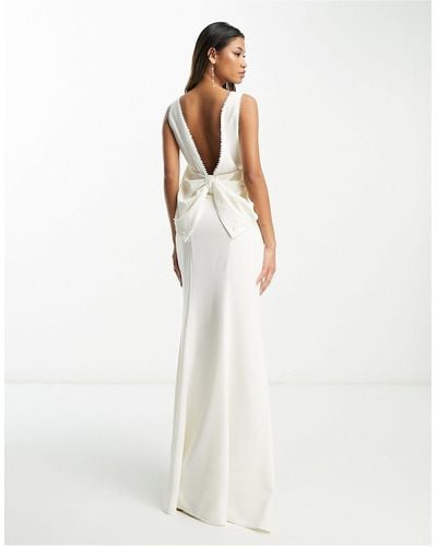 Hope & Ivy Bridal Bow Back Maxi Dress - White