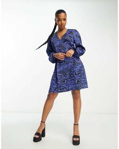 Y.A.S Becca Long Sleeve Wrap Zebra Print Dress - Blue