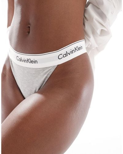 Calvin Klein Modern Cotton Fashion String Thong - Brown