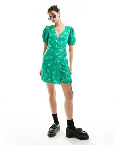 Glamorous Wrap Short Sleeve Tea Dress - Green