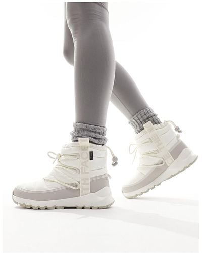 The north outlet face thermoball boots