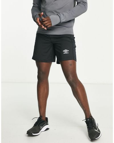 Umbro Fitness Mesh Panel Shorts - Black