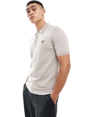 Fred Perry – klassisches, gestricktes polohemd - Grau