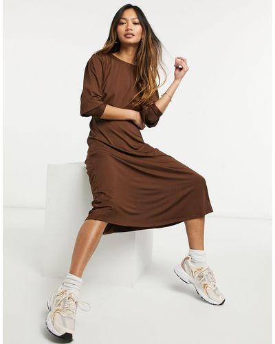Vero Moda Aware - Midi-jurk Van Jurk Met Brede Mouwboorden - Bruin