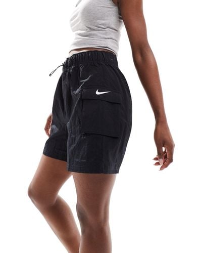 Nike Pantalones cortos s cargo con logo pequeño - Verde