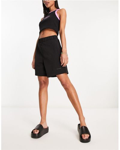 Collusion Nylon Oversized Boxy Short - Black