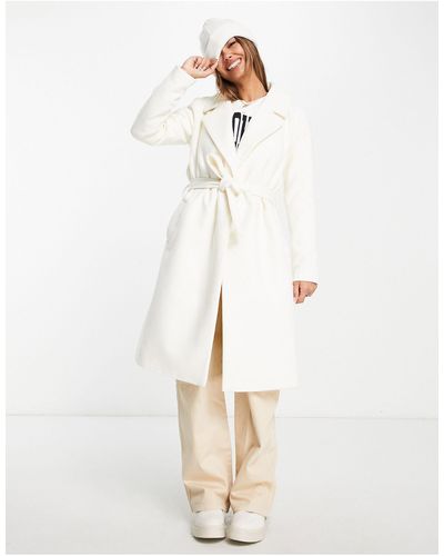 Jdy Esclusiva - cappotto sartoriale taglio lungo color crema con cintura - Bianco