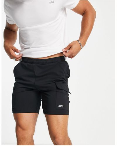 ASOS 4505 Pantalones cortos deportivos ajustados con bolsillos cargo - Blanco