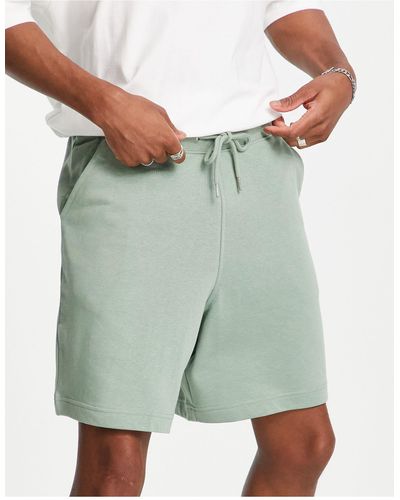 New Look – oversize-shorts aus jersey - Grün