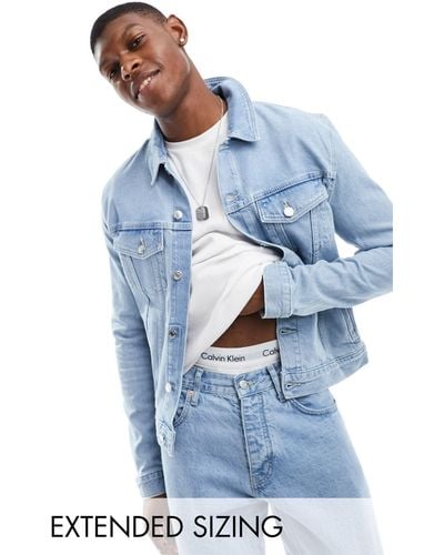 ASOS Veste en jean ajustée - délavage clair - Bleu