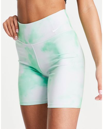 Nike 7 Inch Mid Rise legging Shorts - Green
