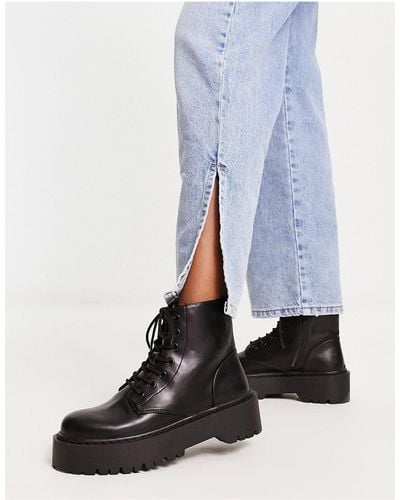 Pull&Bear Lace Up Flatform Boot - White