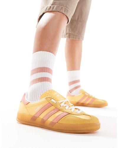 adidas Originals Gum Sole Gazelle Indoor Sneakers - Natural