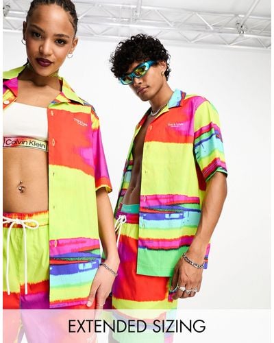 Calvin Klein Pride - Unisex Overhemd Van Co-ord Set Met Korte Mouwen En Grafische Allover Print - Meerkleurig
