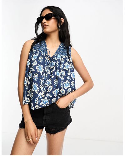 River Island – vorne gebundene, gesmokte bluse - Blau