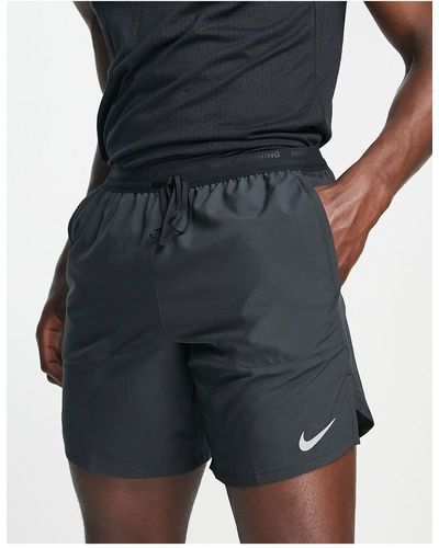 Nike Stride - short 7 pouces en tissu dri-fit - Noir