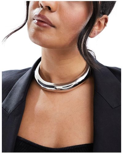 ASOS Torque Choker With Wide Molten Design - Black