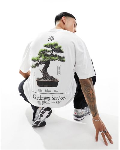 ASOS T-shirt oversize bianca con stampa di bonsai sul retro - Bianco